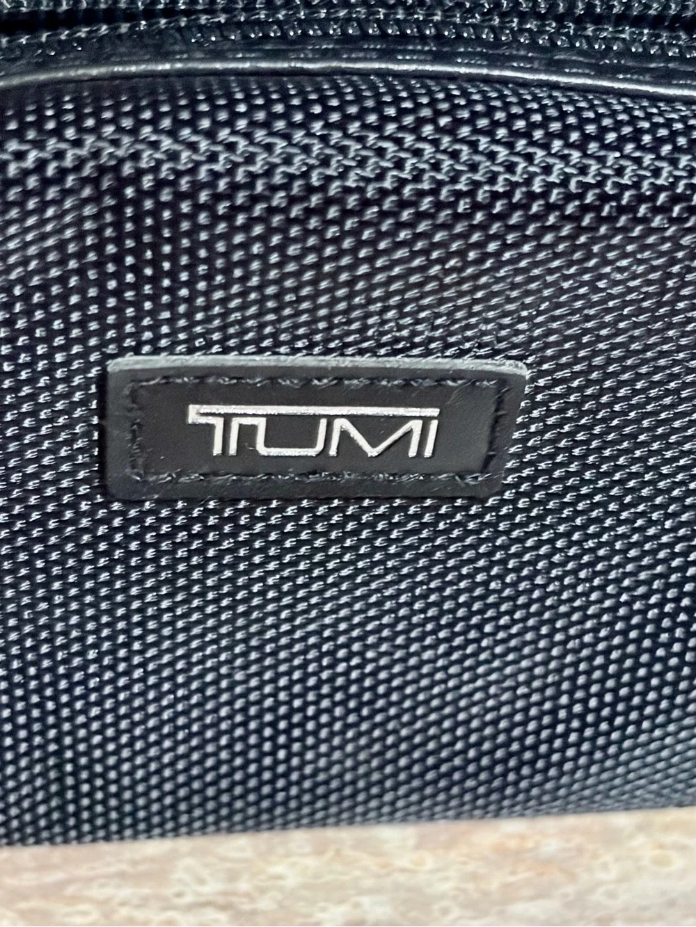 Tumi Black Textured Nylon Men's Toiletry Case